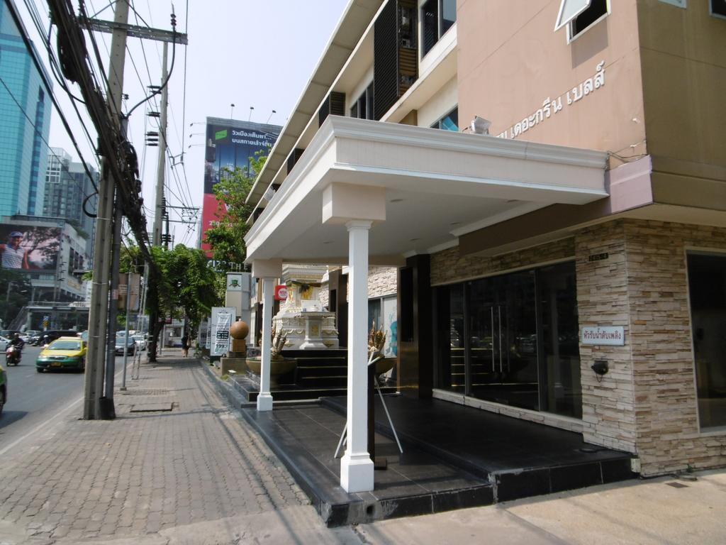 The Green Bells Banguecoque Exterior foto